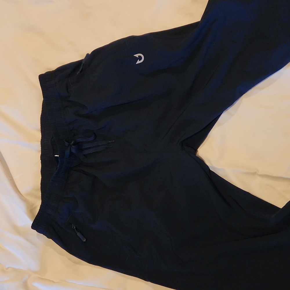 Mens Navy blue Northyard lightweight exercise pants, size M, brand new (no tags)